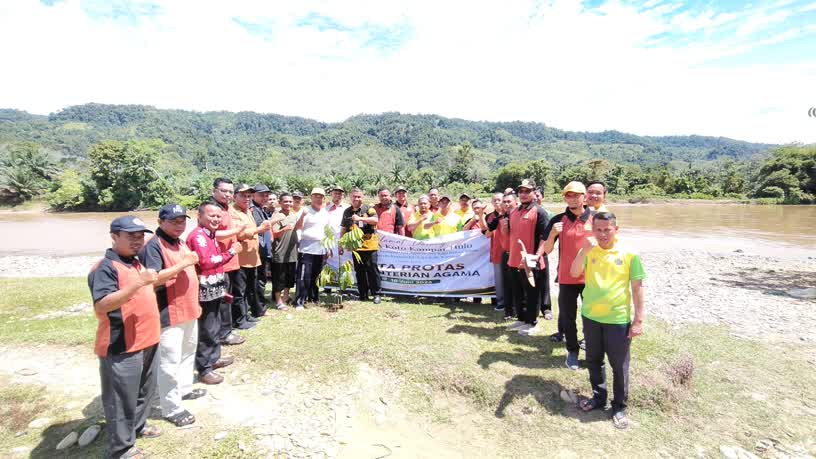 Asta Protas Tak Sekadar Slogan, Kemenag Kampar Buktikan Lewat Gerakan Penghijauan dan Penguatan Ukhuwah