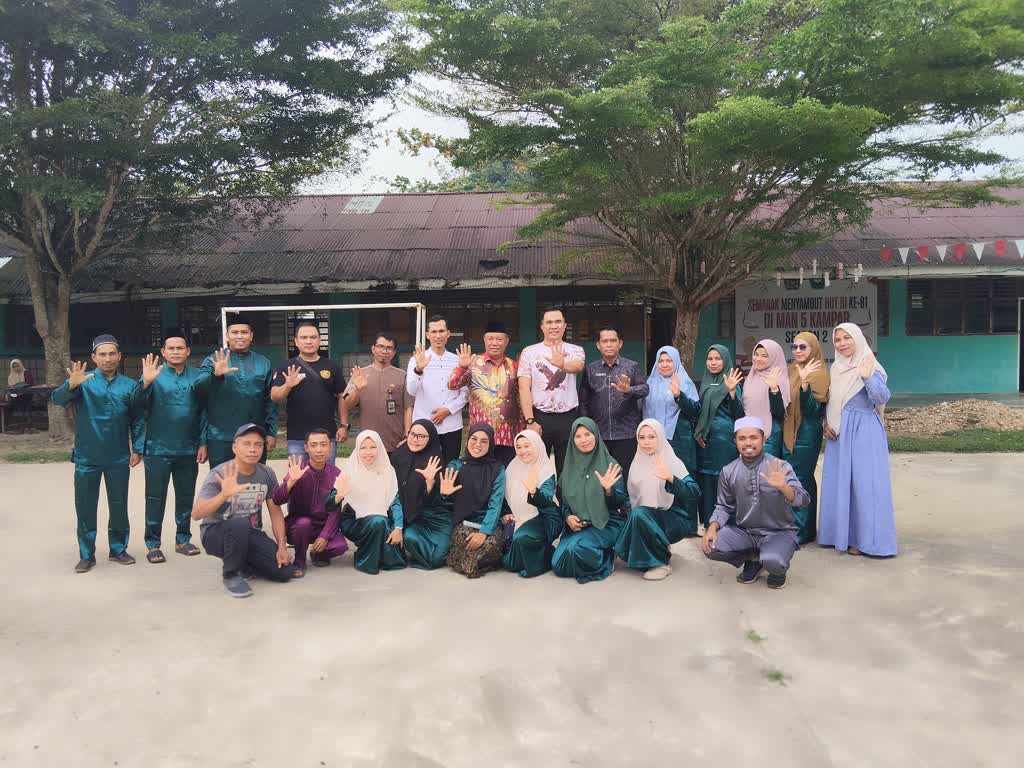 MAN 5 KAMPAR BIKIN GEBRAKAN! WORKSHOP PABRIK MINI BIODIESEL B100, ROY FERNANDO ETH TURUN LANGSUNG DUKUNG RISET SISWA